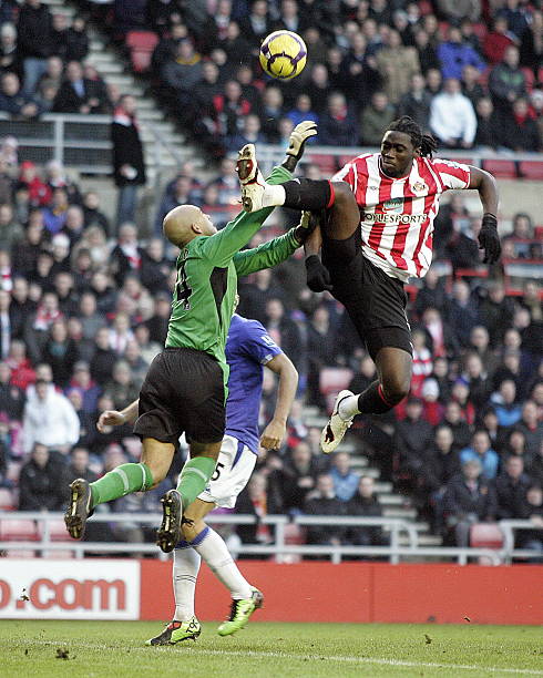 巨星之间的 巨星之间的