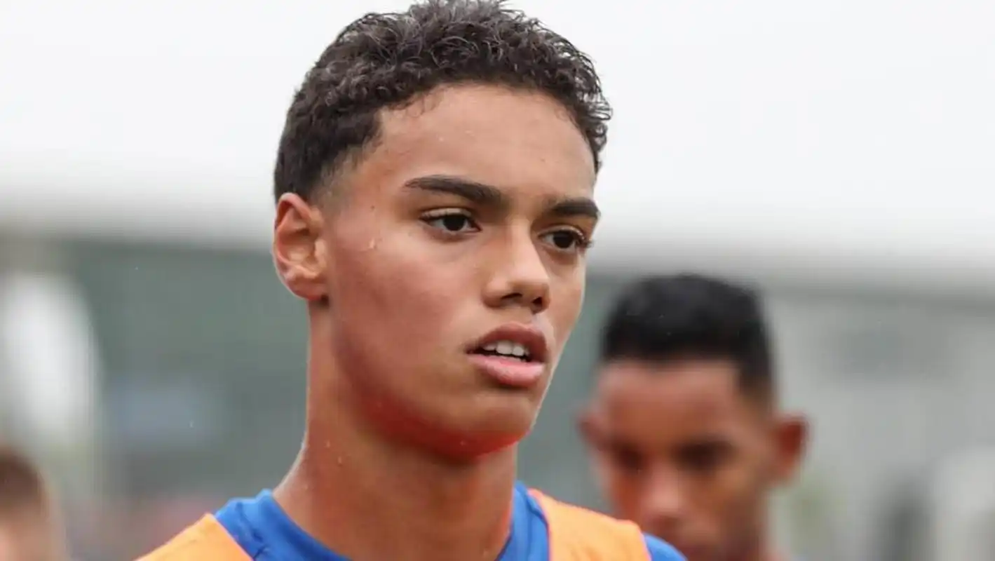 刺以其出色 刺以其出色