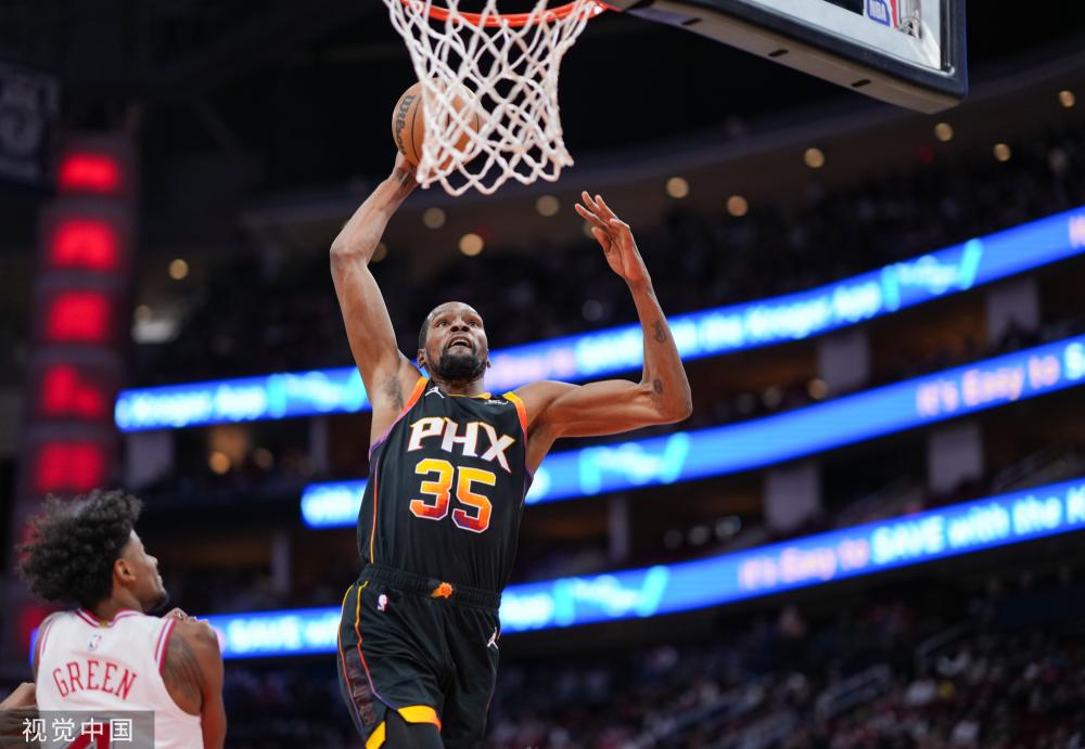 探讨比赛中 探讨比赛中