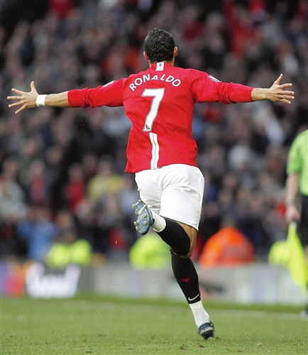 他在比赛后 他在比赛后